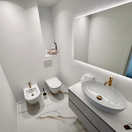 Apartment Chic A Luxury Collection Center *