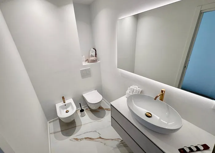 Apartment Chic A Luxury Collection Center *